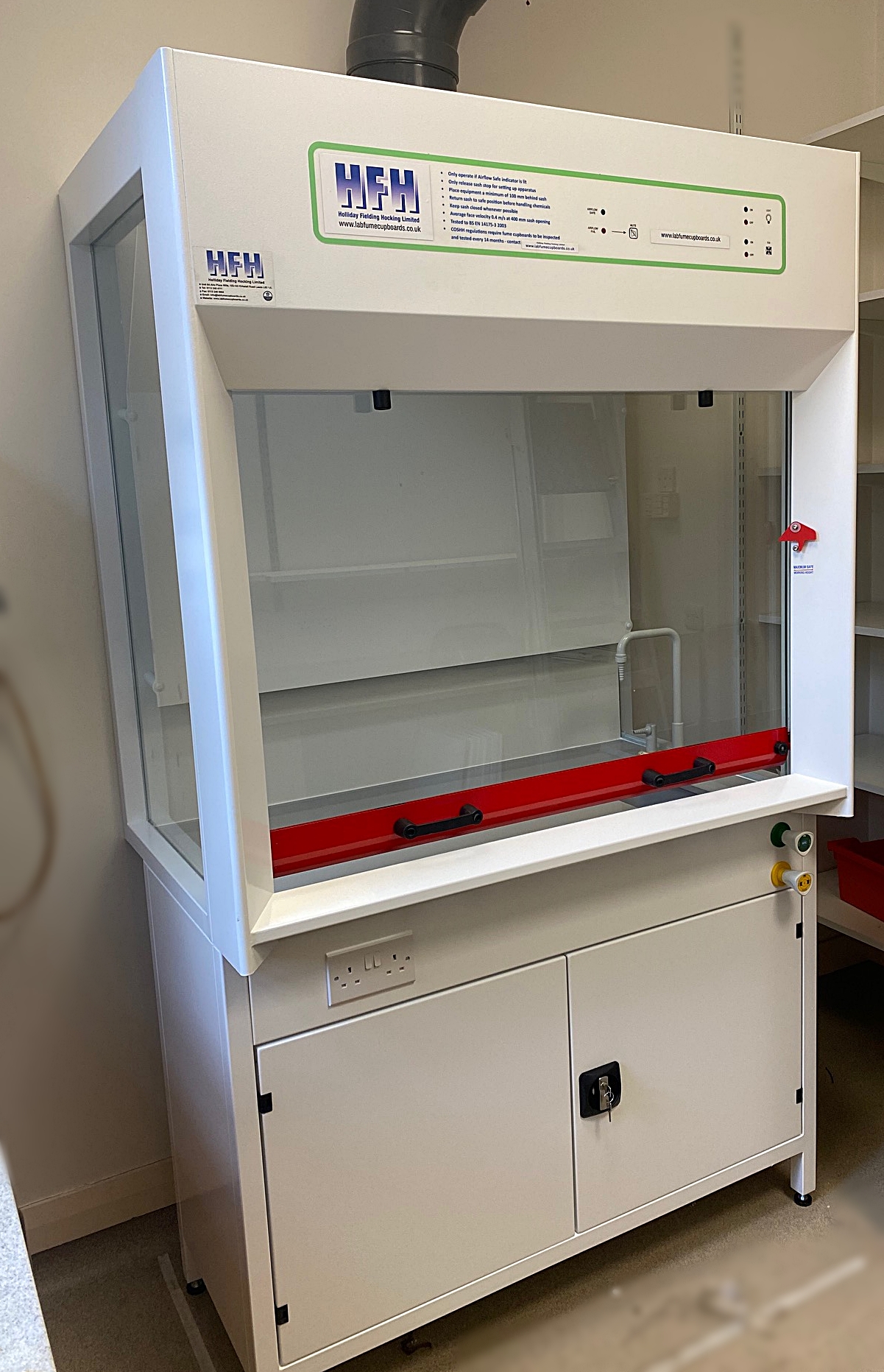 Ducted Schools Fume Cupboard